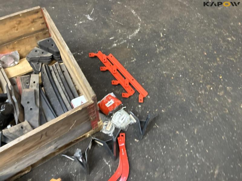 Kuhn Spare Parts 11