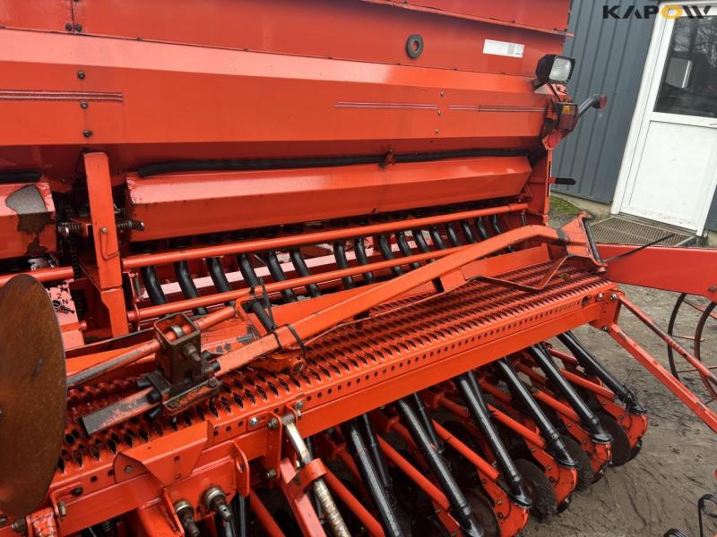 Kuhn rotary harrow seed drill 27