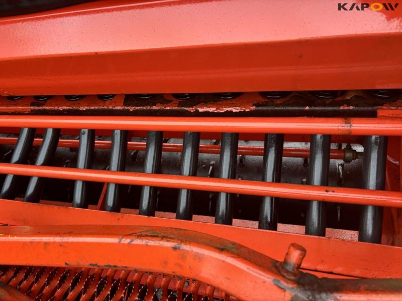 Kuhn rotary harrow seed drill 38