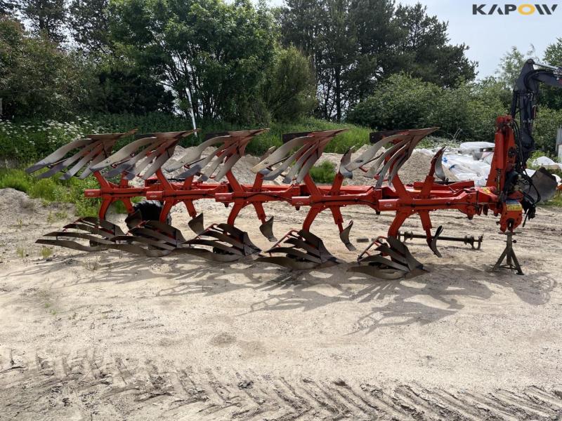 Kuhn Vari-Master 151 5 furrow reversible plough 4