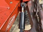 Kuhn Vari-Master 151 5 furrow reversible plough 40