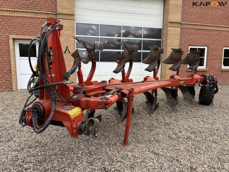 Kuhn Vari-Master 152 5 furrow plough 1