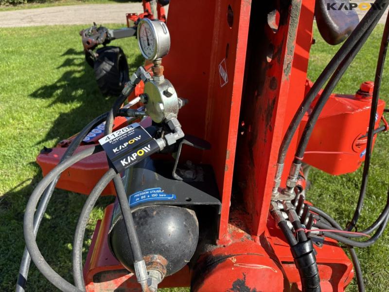 Kuhn Vari-Master 152 rake reversible plough 11