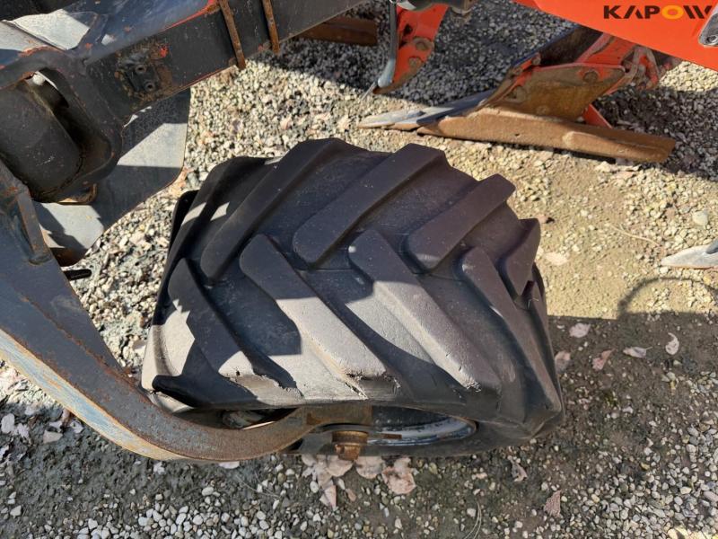 Kuhn Vari-Master 153 plow 18