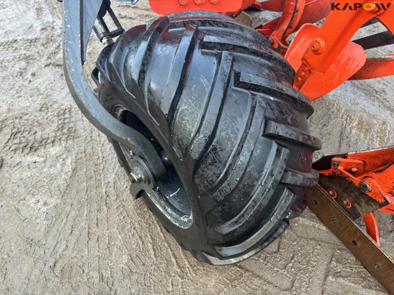 Kuhn Vari-Master 183 6-furrow plough 49