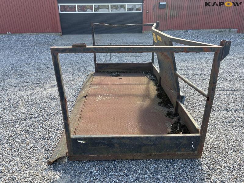 Basket for pallet forks 8