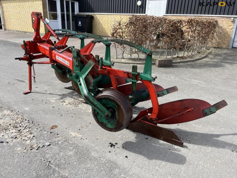 Kverneland 3 furrow plough 7