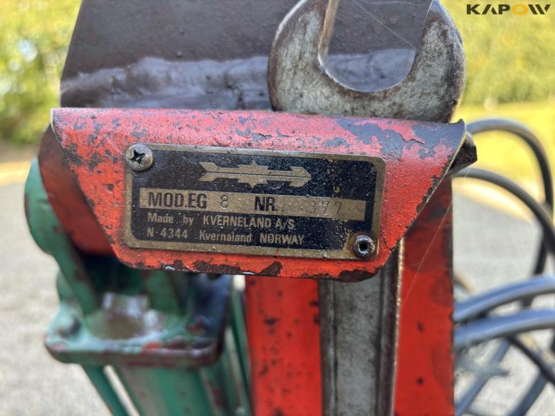 Kverneland 4-furrow EG85 reversible plow 54
