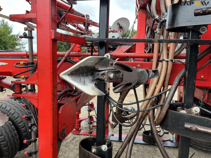 Kverneland Accord + Einböck Seed Machine + Snail 19