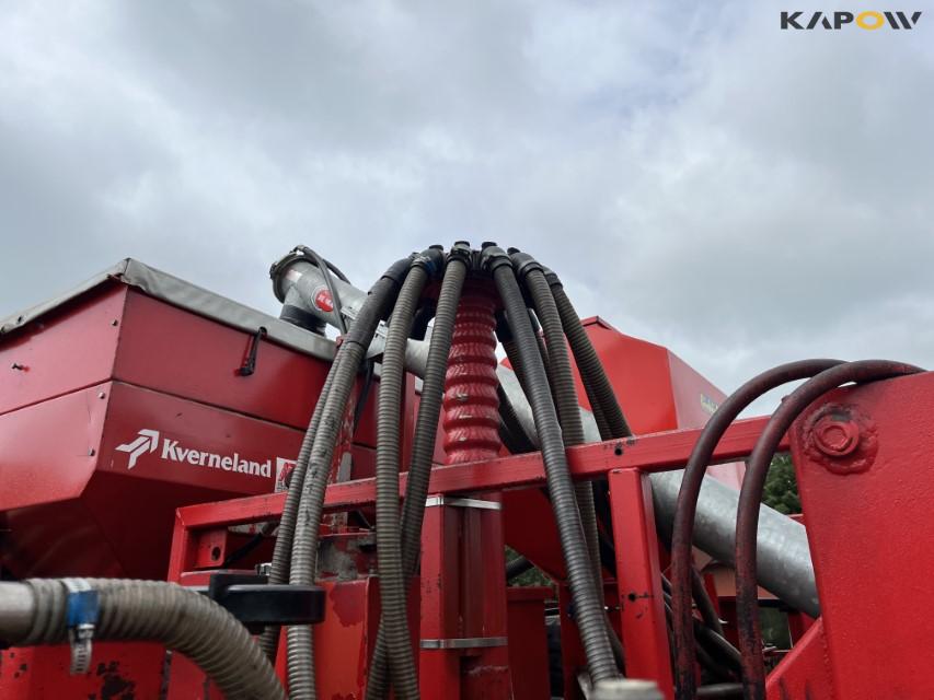 Kverneland Accord + Einböck Seed Machine + Snail 54