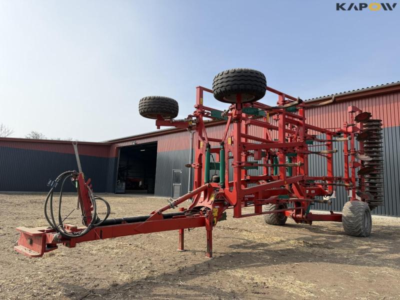 Kverneland CTC stubble harrow 1