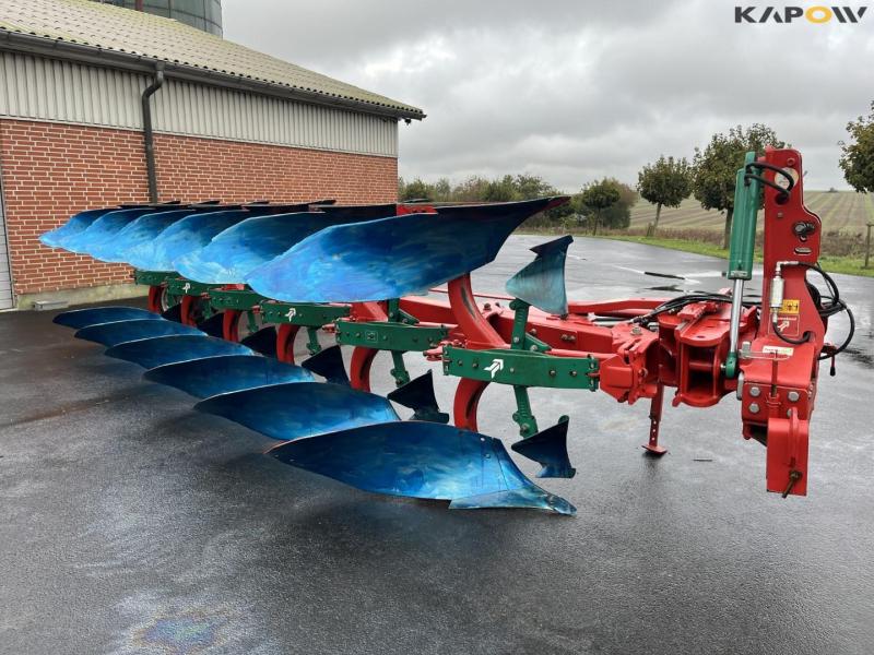 Kverneland EG 6 furrow reversible plough 3