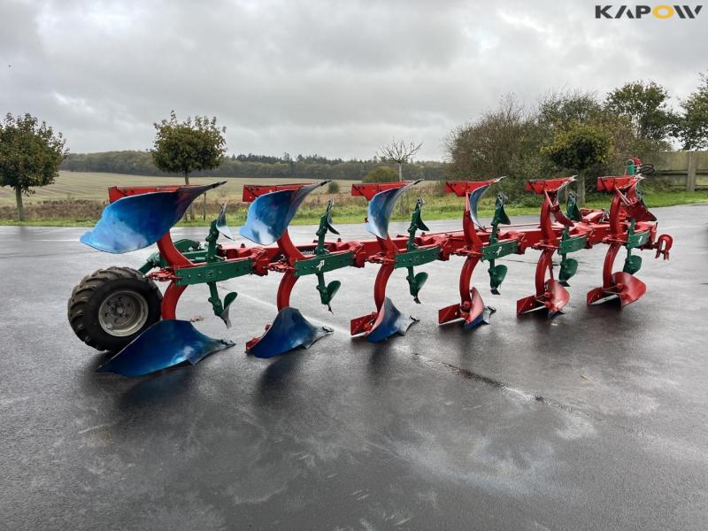 Kverneland EG 6 furrow reversible plough 5