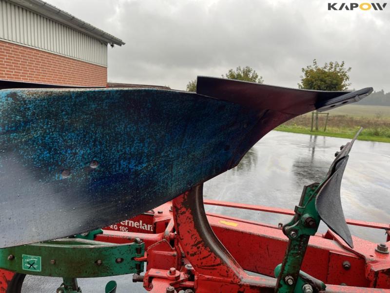 Kverneland EG100 5 furrow plough 17