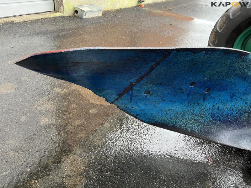 Kverneland EG100 5 furrow plough 25