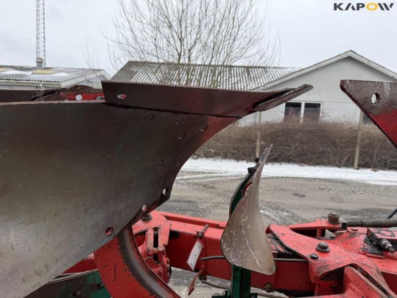 Kverneland EG85 plow 26