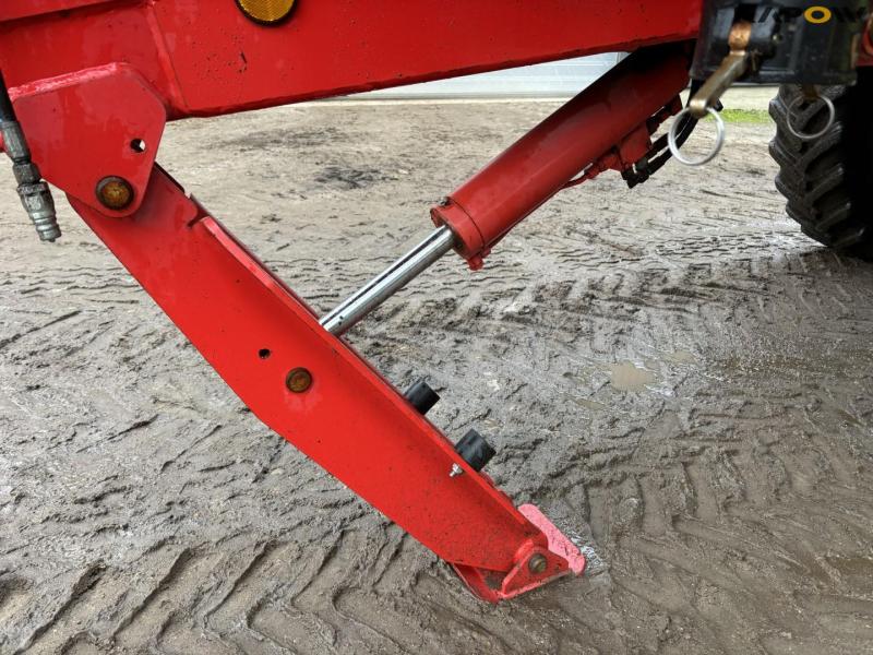 Kverneland IXtrack C60 sprayer 16