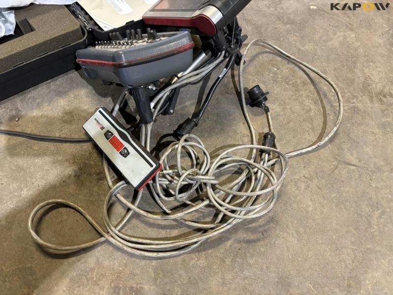 Kverneland IXtrack C60 sprayer 86