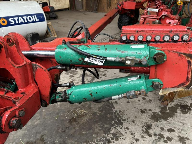 Kverneland PG 100 8 furrow harrow 49