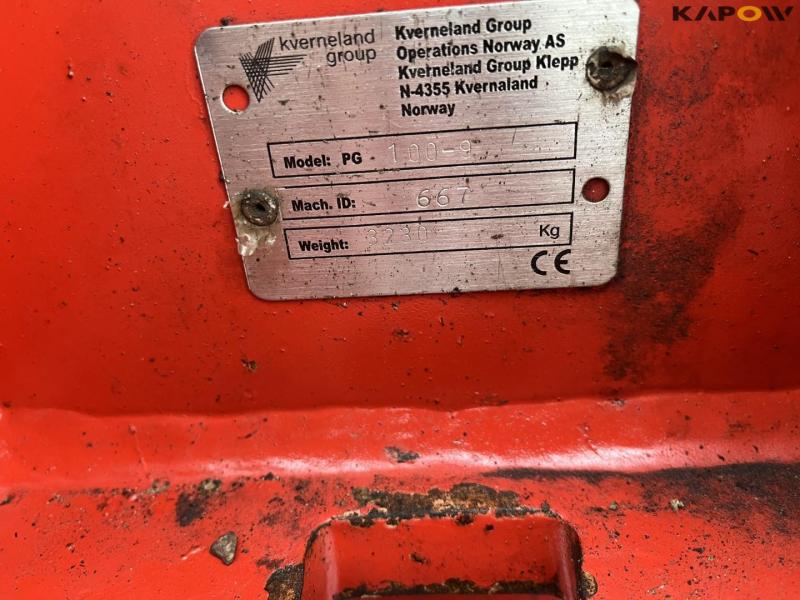 Kverneland PG100 7 furrow reversible plough 8