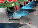 Kverneland PG100 7 furrow reversible plough 14