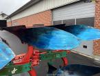 Kverneland PG100 7 furrow reversible plough 18