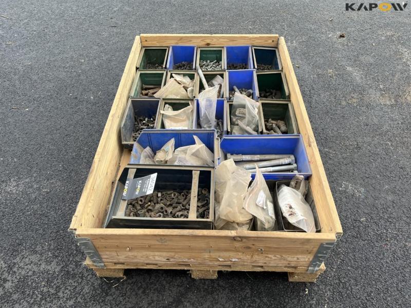 Kverneland plough bolts 6