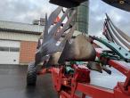 Kverneland PW 100 10 furrow reversible plough 41