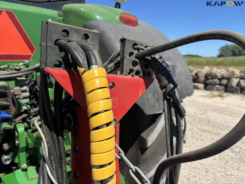 Kverneland PW 100 8 furrow reversible plough 13
