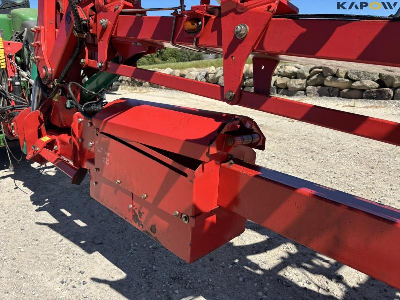 Kverneland PW 100 8 furrow reversible plough 82