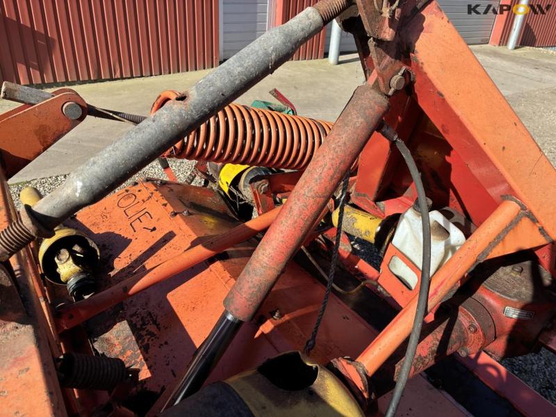 Kverneland taarup 338b/328E seeding set with front mower 22