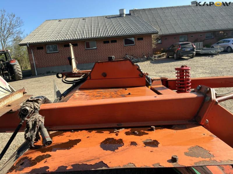 Kverneland taarup 338b/328E seeding set with front mower 40