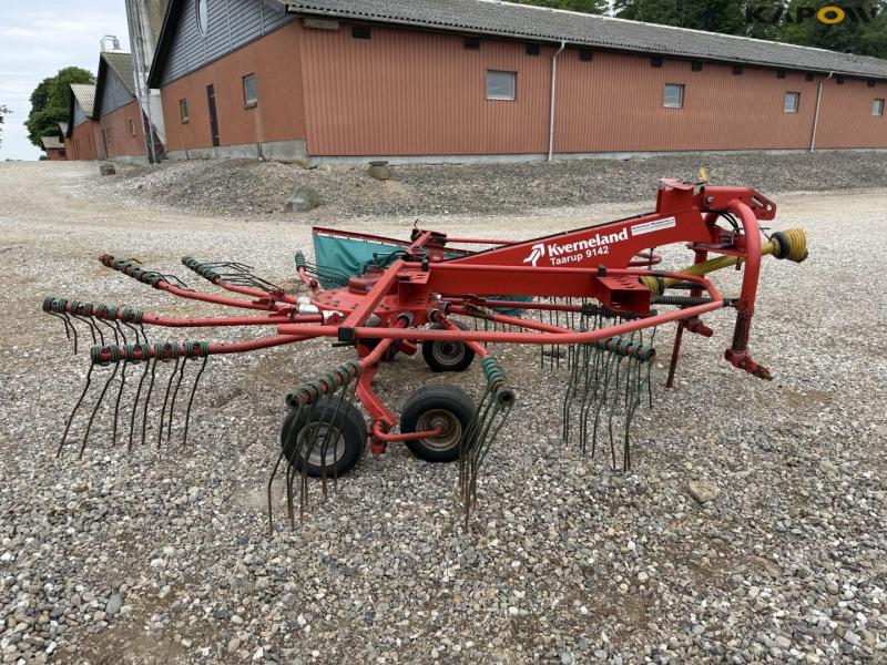 Kverneland taarup 9142 hay rake 4