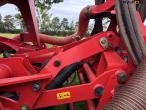 Kverneland U-Drill 4000 plus with HE-VA pits 58