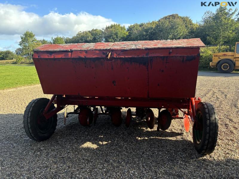 Kverneland UN 3200 potato planter 6