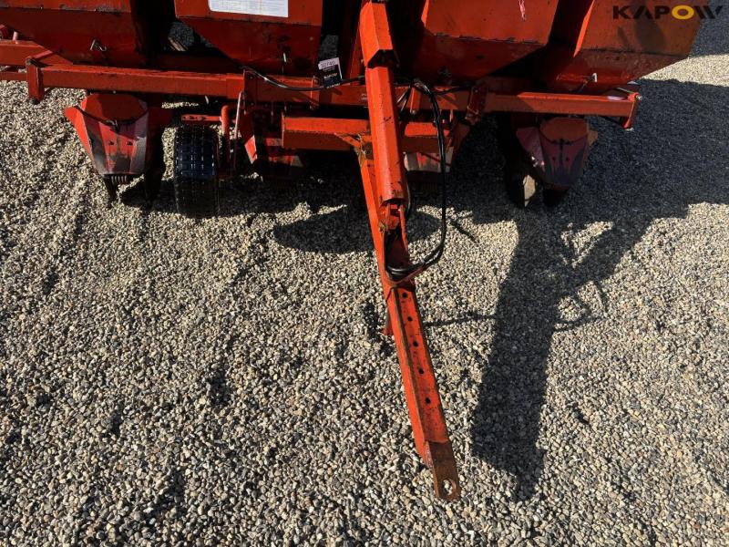 Kverneland UN 3200 potato planter 20