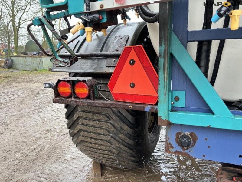 Sprayer Uni-Flyg 7000 24meter sprayer 35