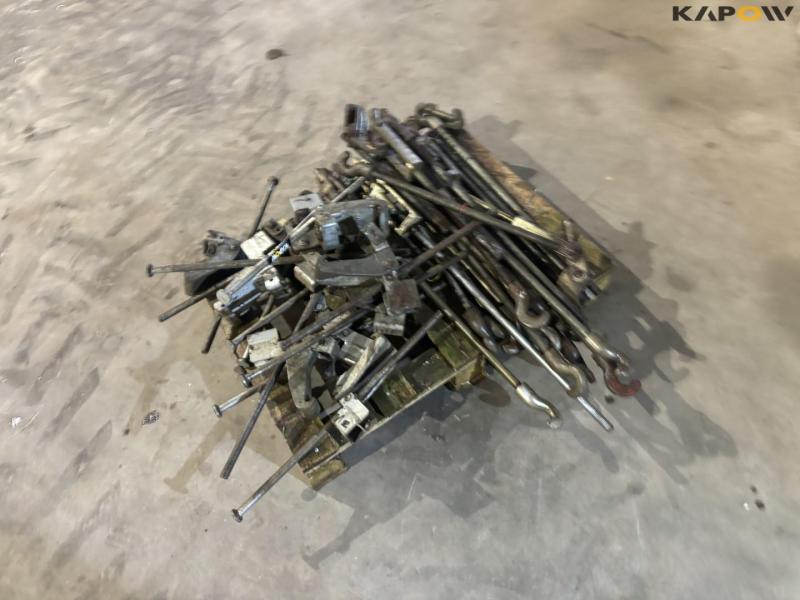 Locks for twin wheels 7