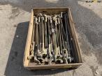 Locks for twin wheels 14