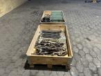 Locks for twin wheels 4