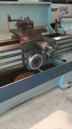 Labor 200S lathe with equipment 9