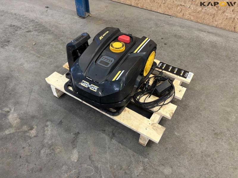 Landxcape LX791i robotic lawnmower 1
