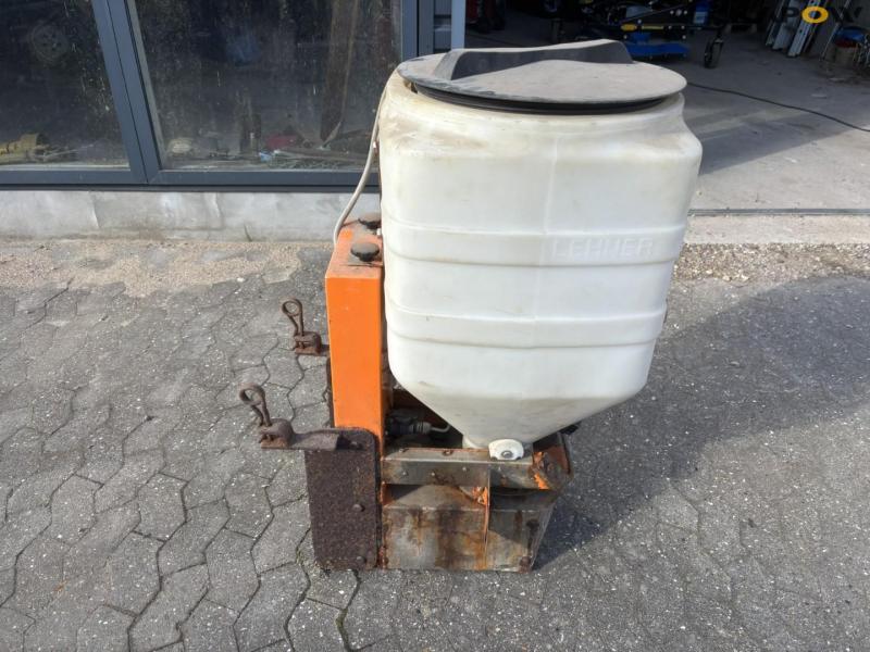 Lehner salt spreader 4
