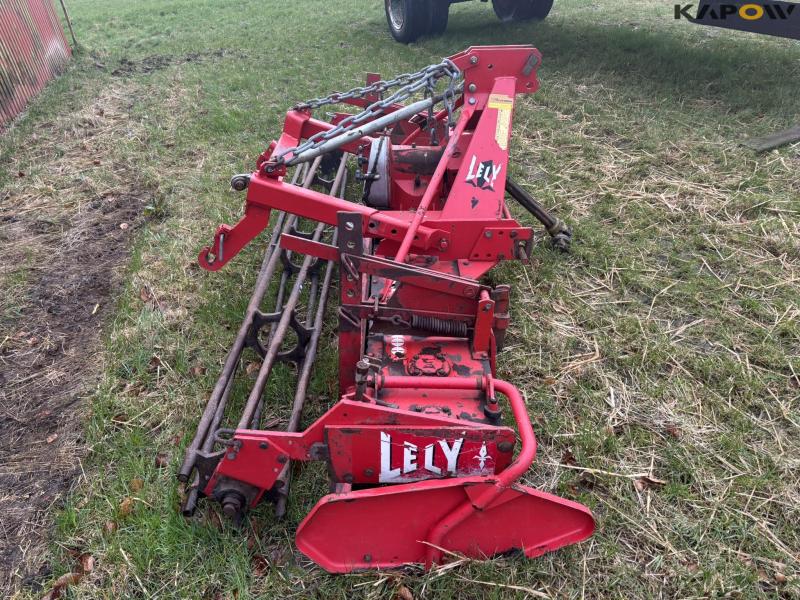 LELY 300-20 combi power harrow 4