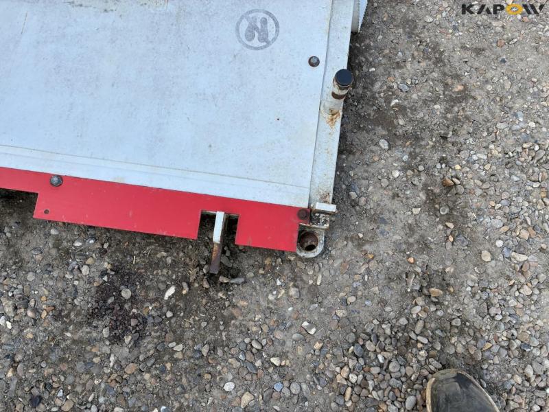 Lely 320F frame and curtains 17