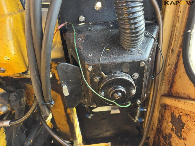 Leyland 154 with snowplow 80