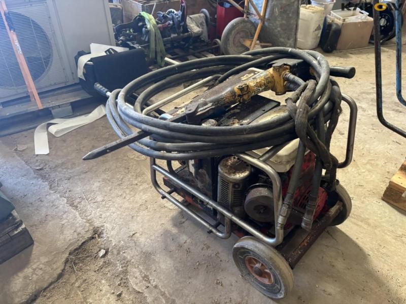 Lifton mobile hydraulic hammer 4