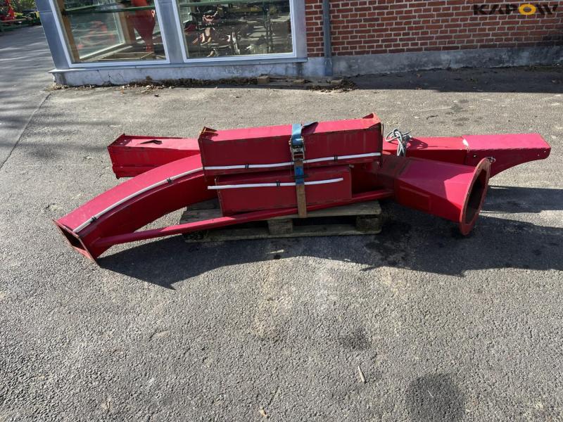 Lindana TP 320/400 unloads spout 2
