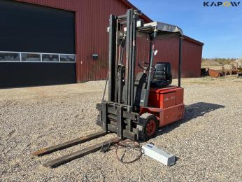Linde E12 electric forklift