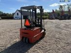 Linde E12 electric forklift 5
